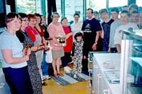 Click here -> 387x588 pix.